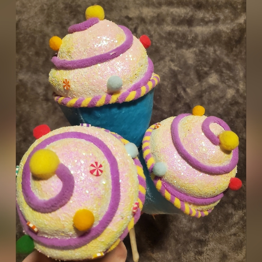 Cupcakes And Cashmere  Cupcake Picks Christmas Tree Candyland Sweet Set 3pc